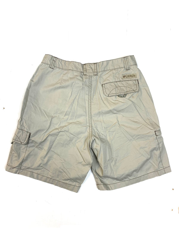 Columbia cargo shorts (W27)