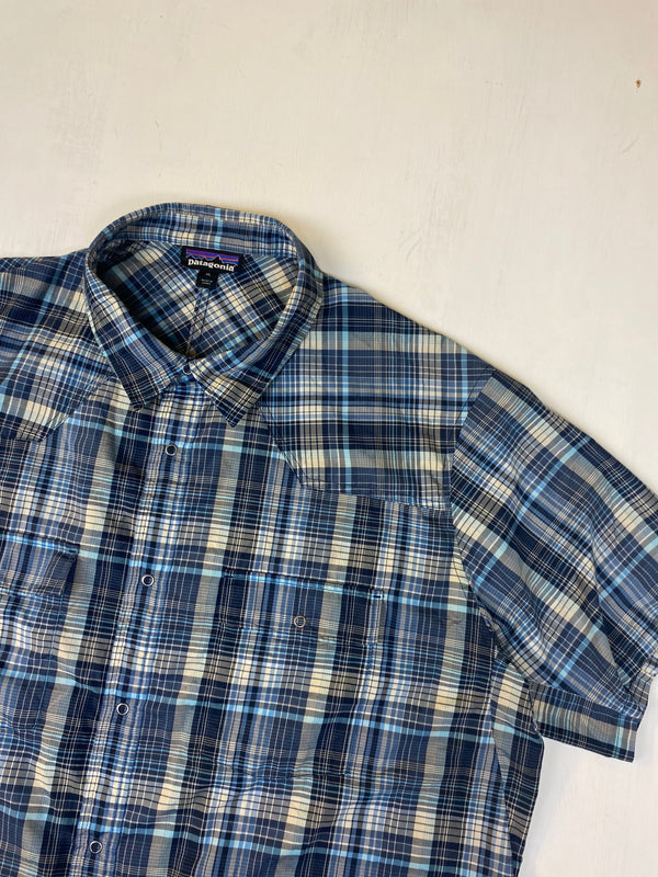 Patagonia shirt (XL)