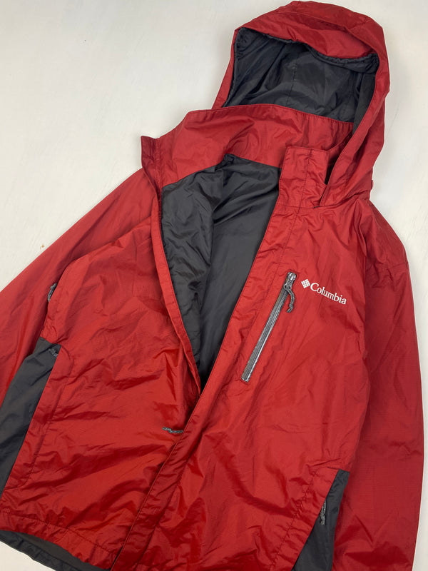 Columbia Omni-tech rain coat (M)