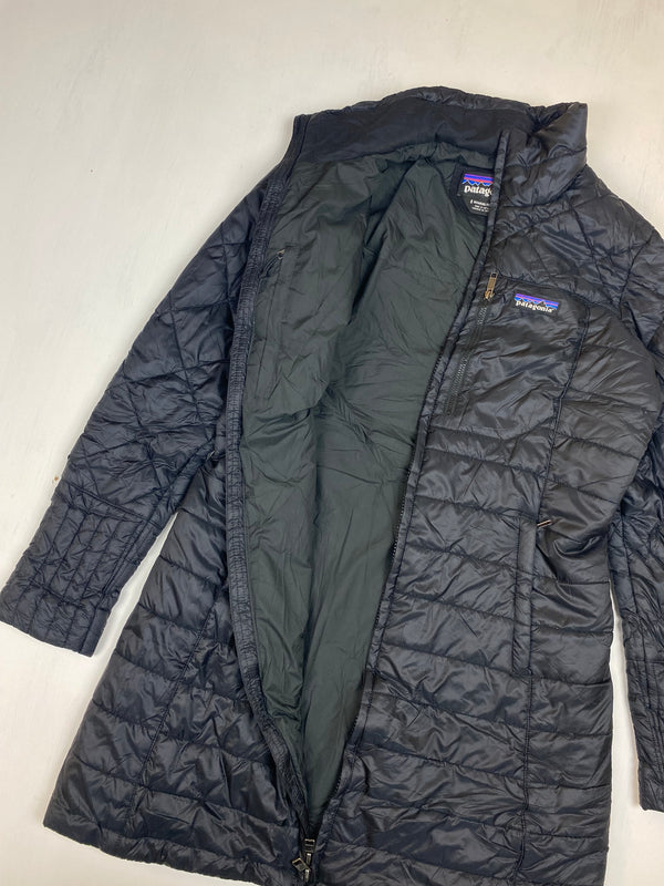 Patagonia synthetic down long puffer (S)